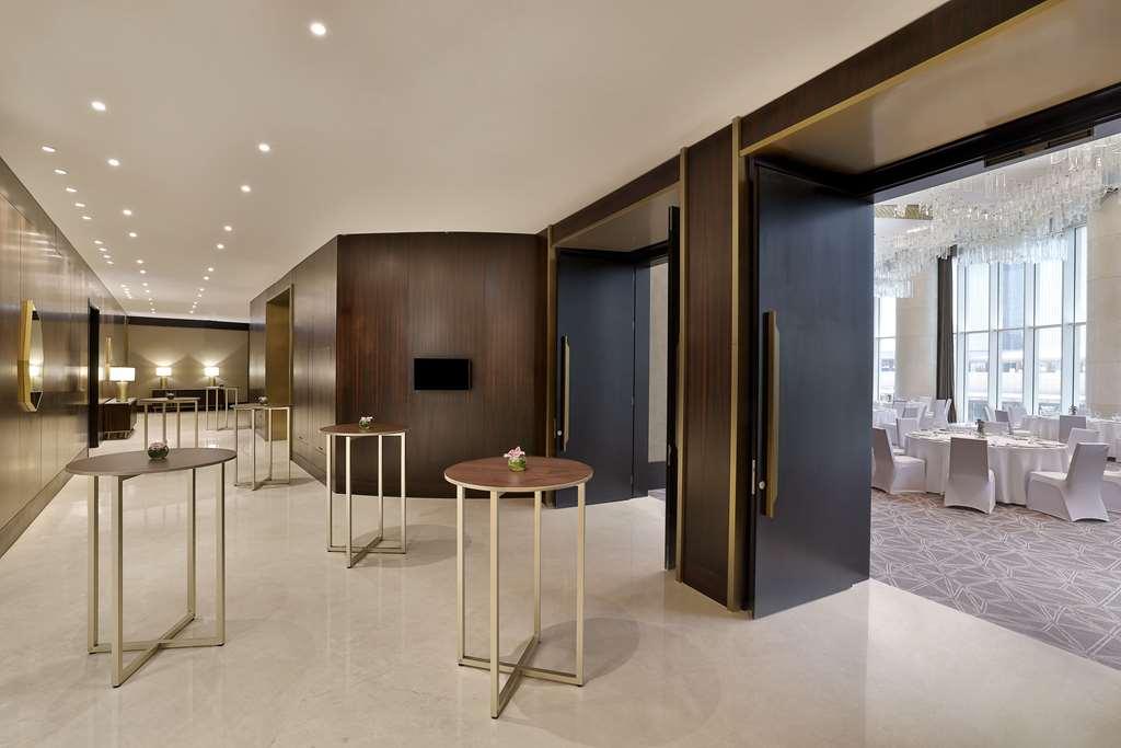 Hilton Riyadh Olaya מתקנים תמונה